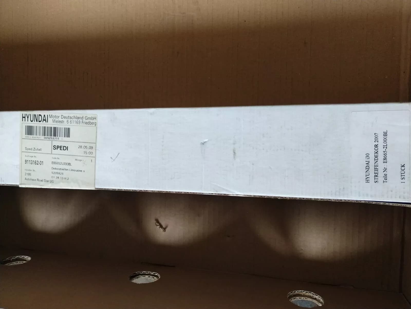 HYUNDAI Original decorative strips No: E8665-2L000BL