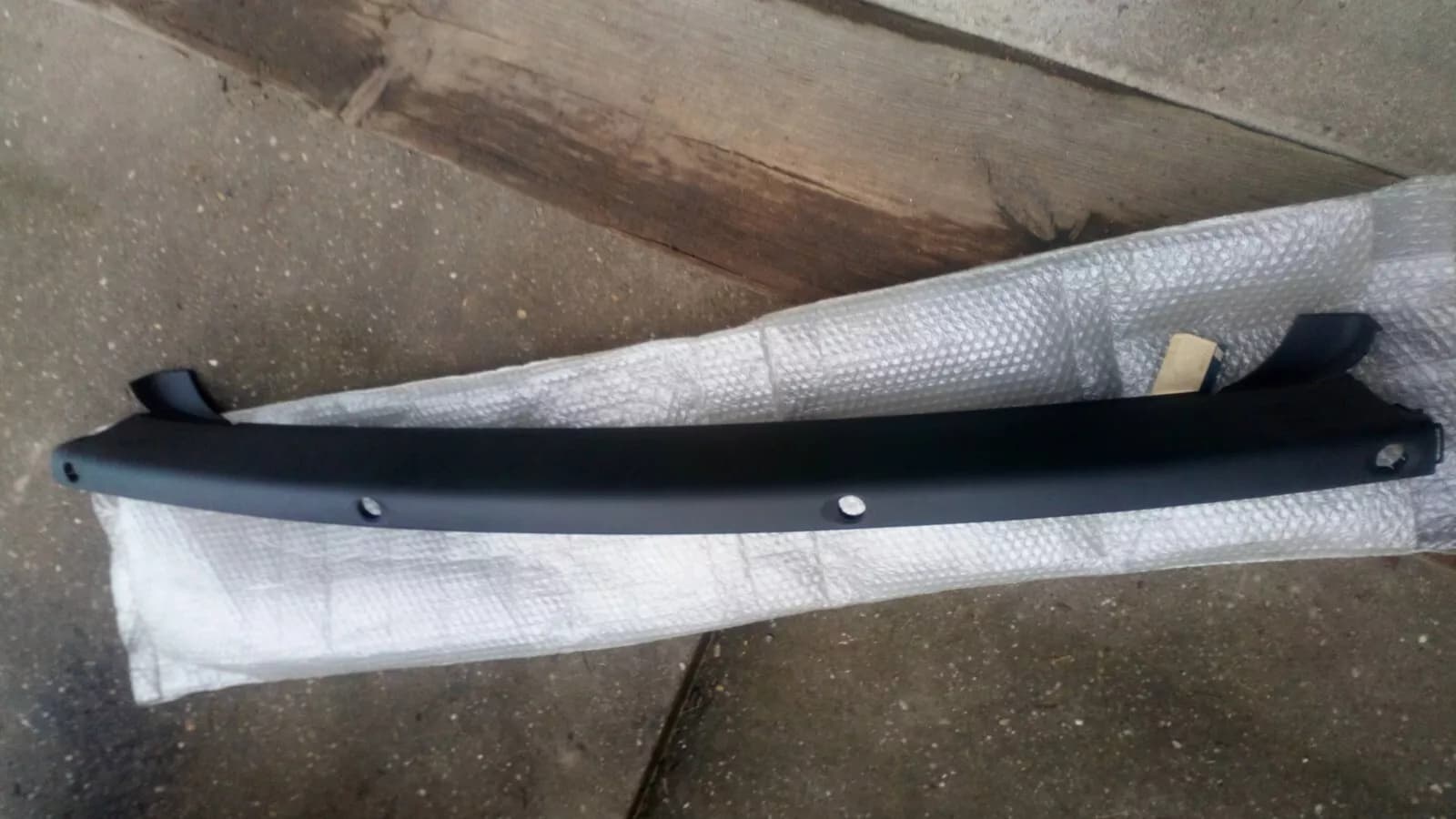 SAAB 9-5 Combi rear bumper cover Part no:5143292 year 2002-2010