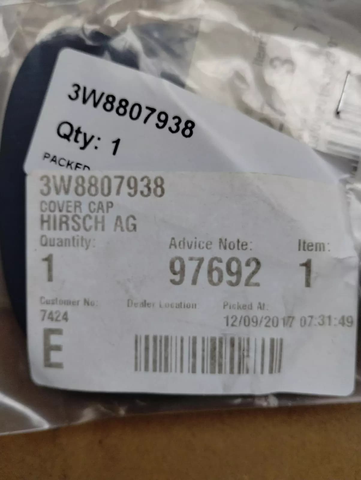 ORIGINAL BENTLEY WASHER NOZZLE COVER 1 PCS No : 3W8807938