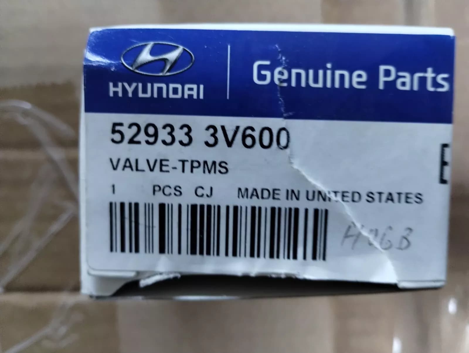 Genuine Hyundai VALVE-TPMS 1 pcs No: 529333V600