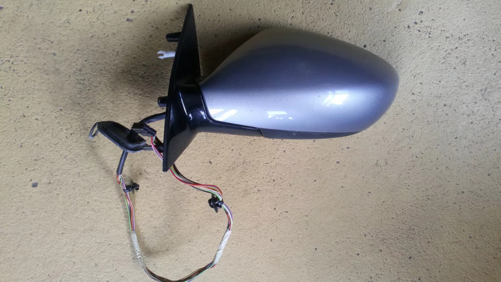 Peugeot 607 exterior mirror, electric folding left color silver Year: 2009