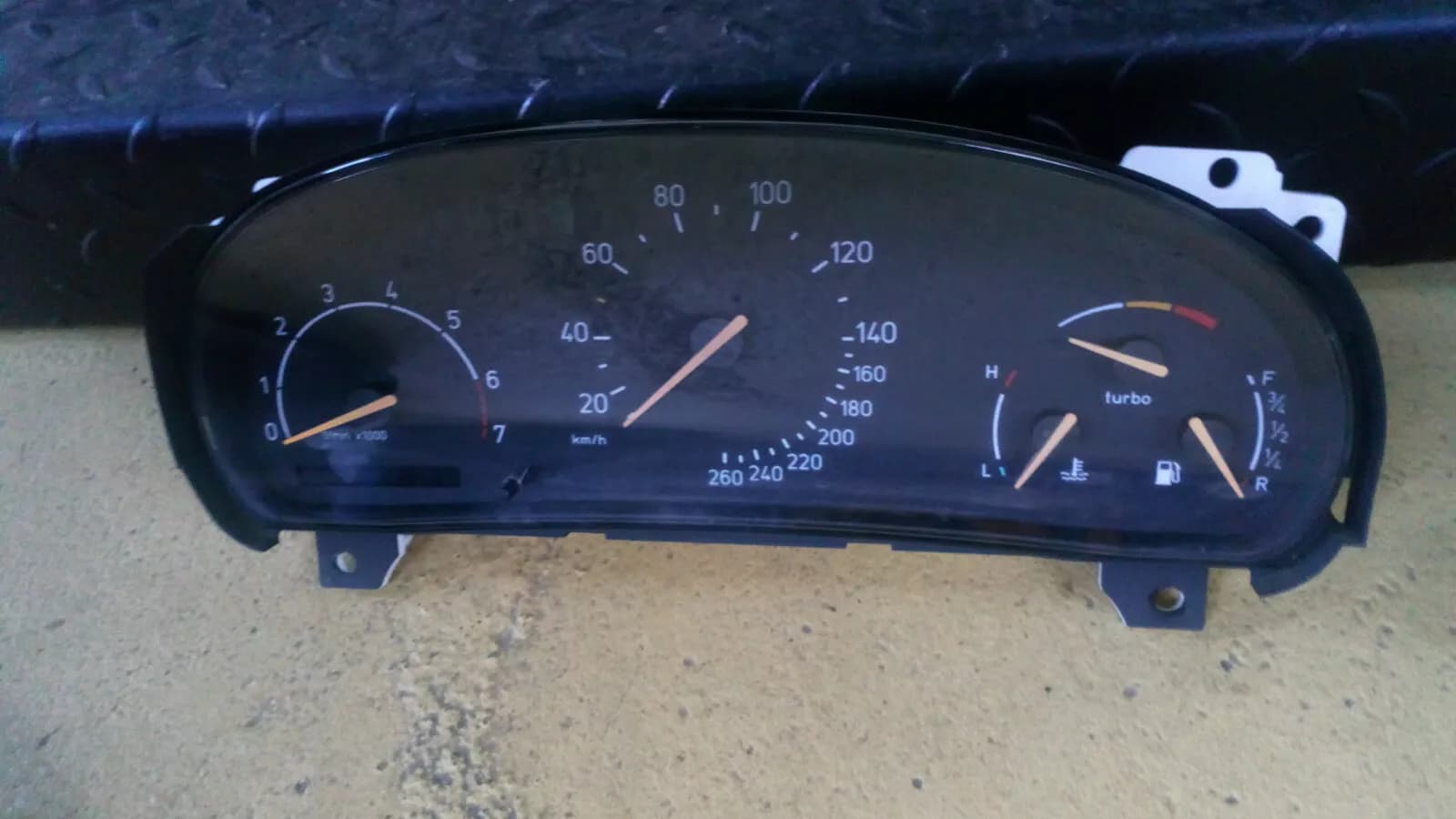 SAAB 9-5 Aero Bj:2002 Speedometer with Turbo Part no:5373162