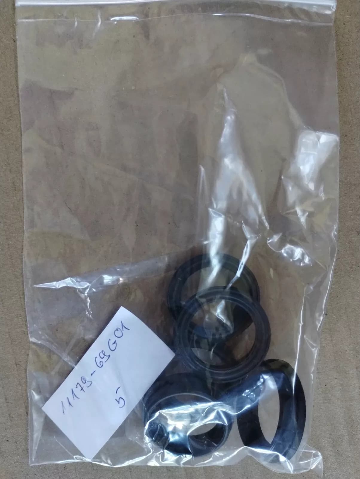 Genuine Suzuki spark plug seal 5 pcs No : 11179-69G01