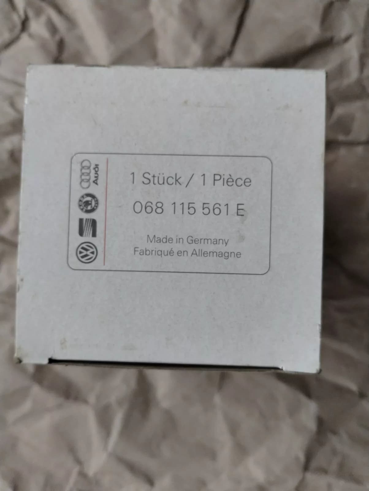 Genuine Volkswagen / Audi Filter 8Pcs No: 068115561E