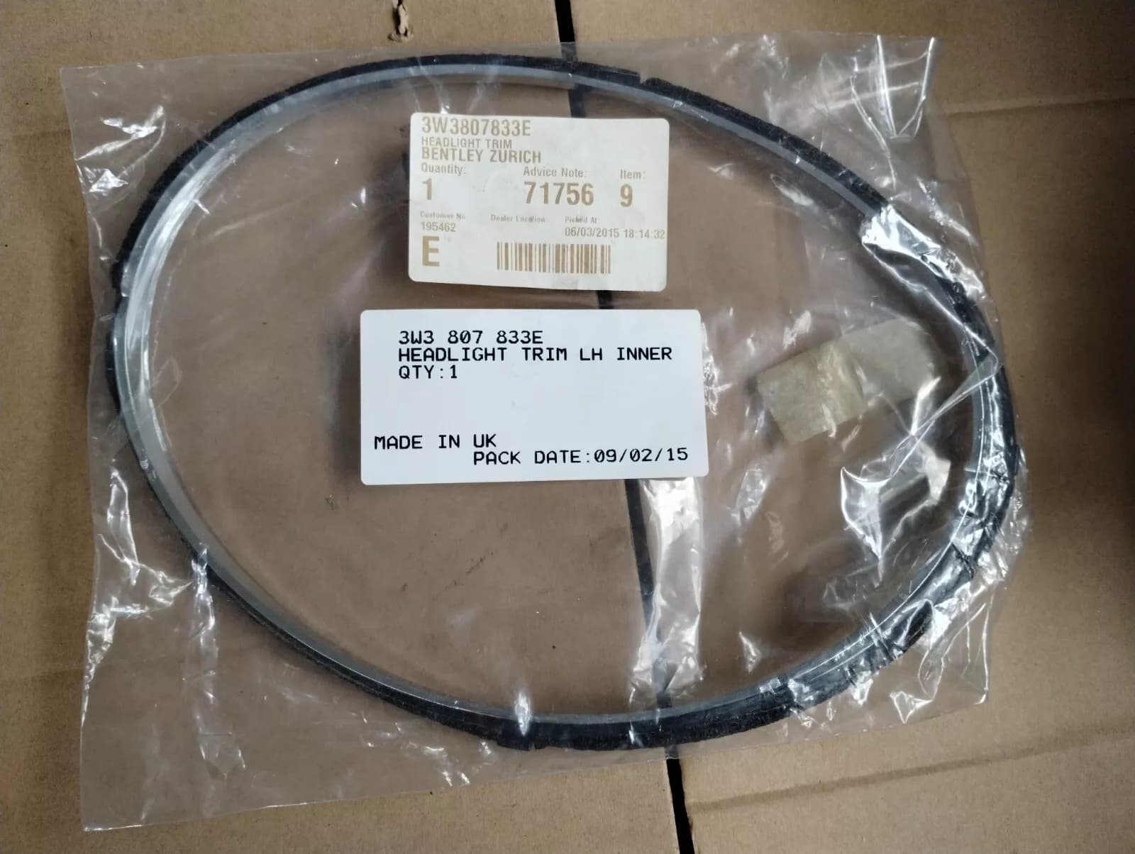 Bentley genuine HEADLIGHT TRIM No: 3W3807833E