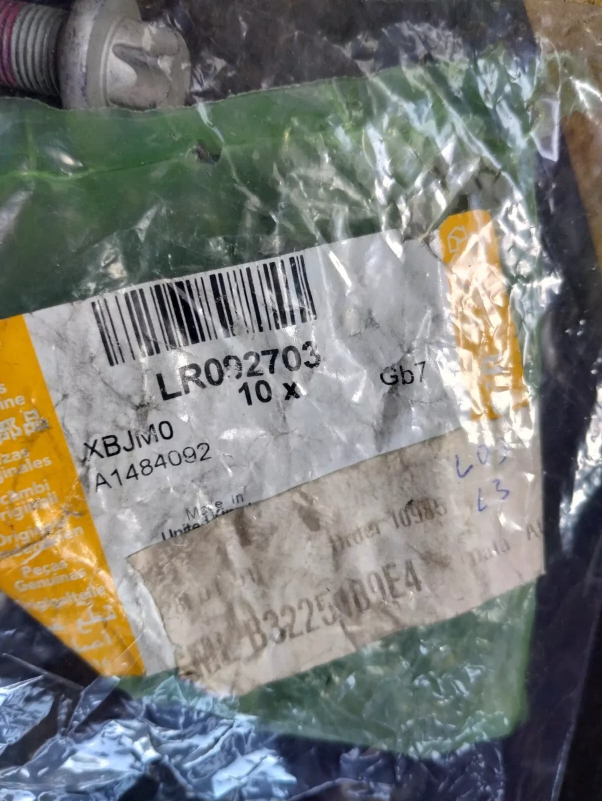 Genuine Jaguar, Land Rover, bolt drive shaft 9 Pcs No: LR092703