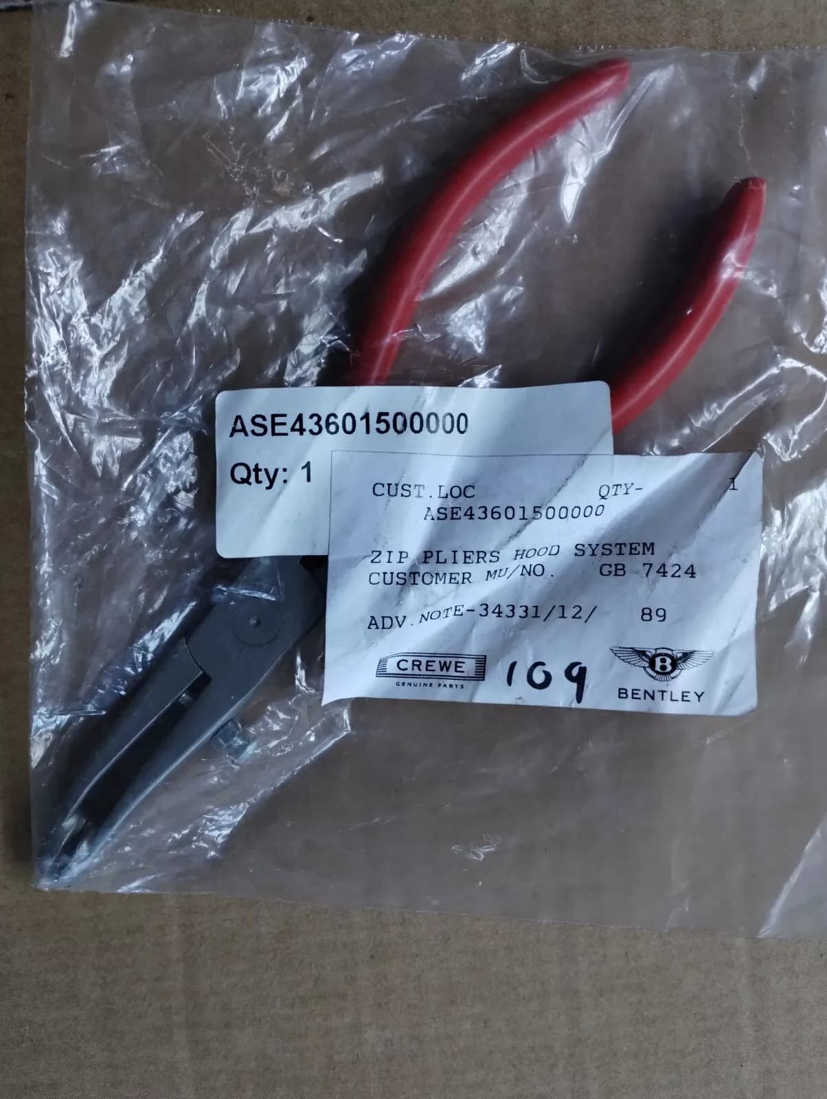 NEW BENTLEY genuine LOCKING PLIERS No: ASE43601500000