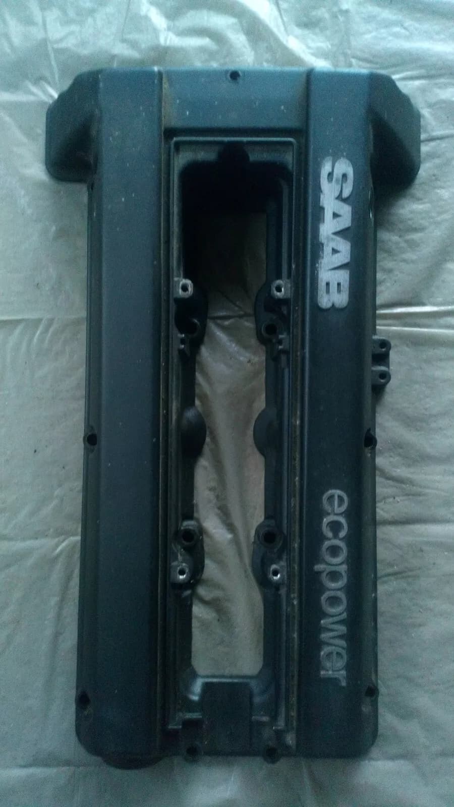 SAAB 9-5, 9-3 B205, B235 valve cover part no: 5959408 year: 1998-2003