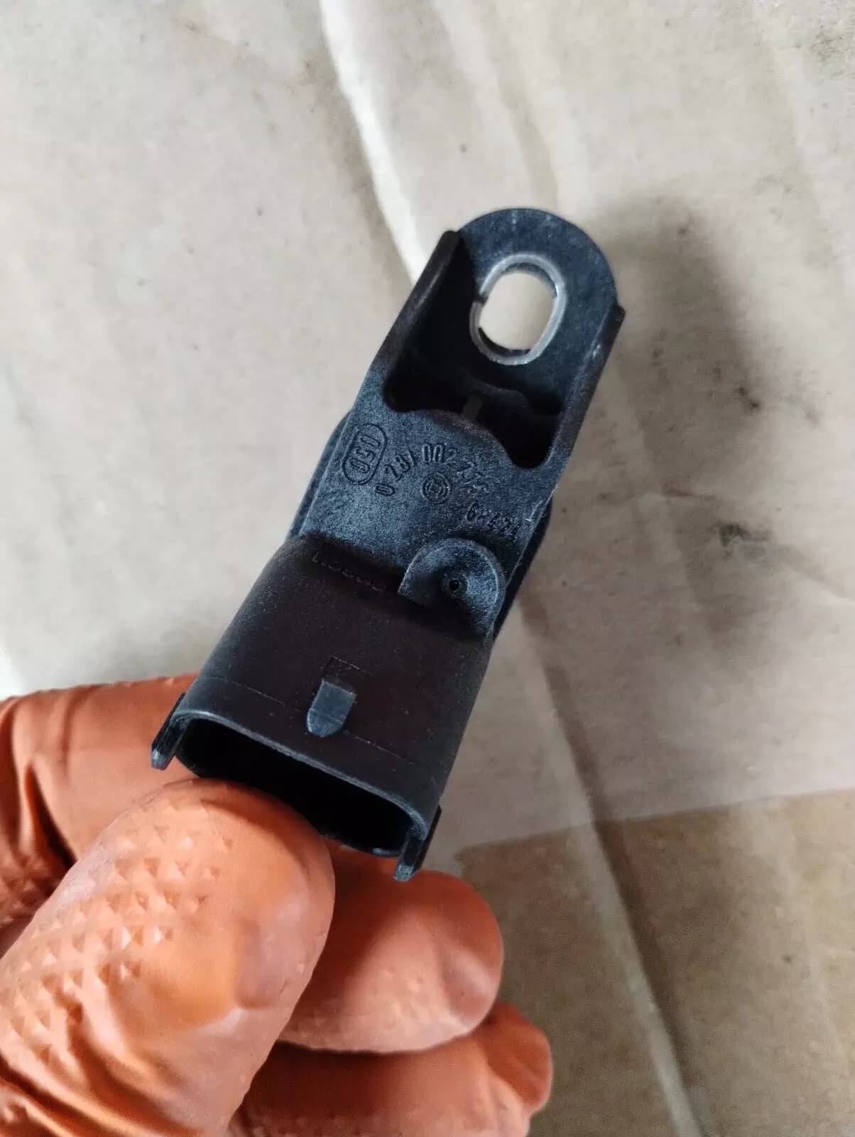 Genuine Bosch pressure sensor No: 0 281002215