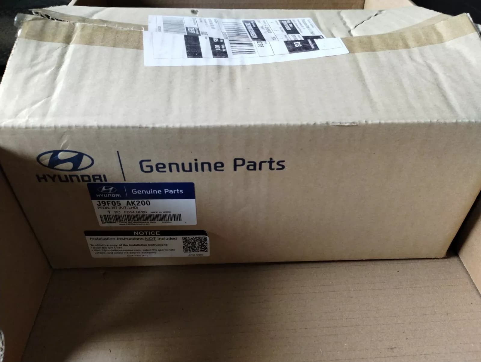 HYUNDAI original pedal kit A/T LHD No : J9F05AK200