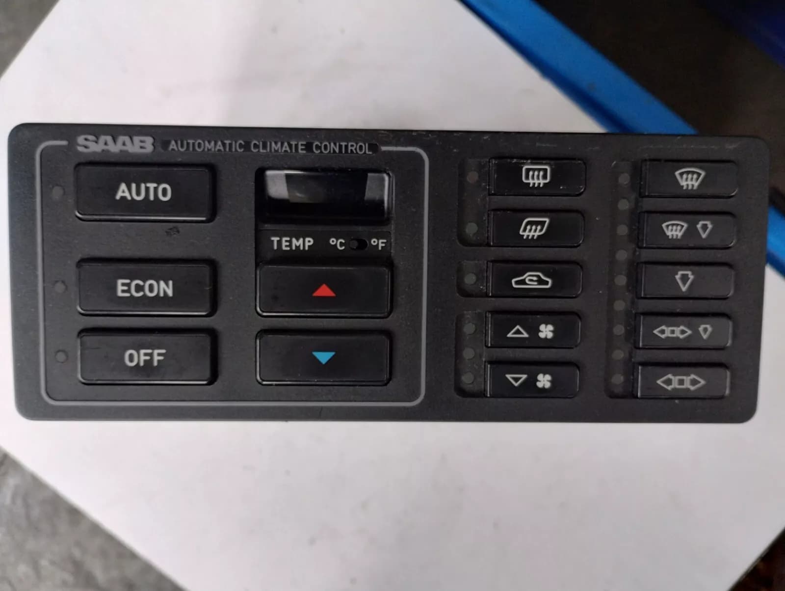 SAAB 9000 ACC Control Panel Part No: 4383790