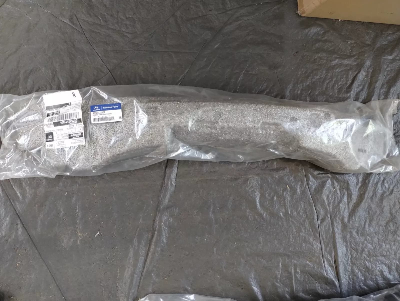 Genuine Hyundai ABSORBER-FR BUMPER ENERGY No: 865203X100