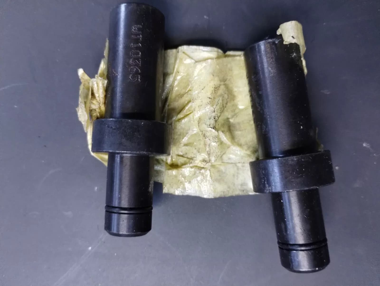 NEW BENTLEY genuine TRANSMISSION SUPPORT PIN No: WT10365