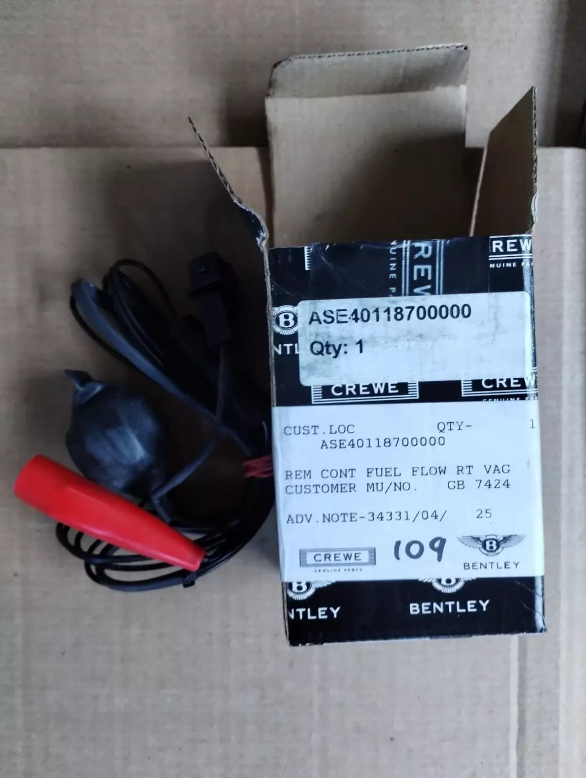 NEW BENTLEY genuine REMOTE CONTROL V A G 1348 no : ASE40118700000