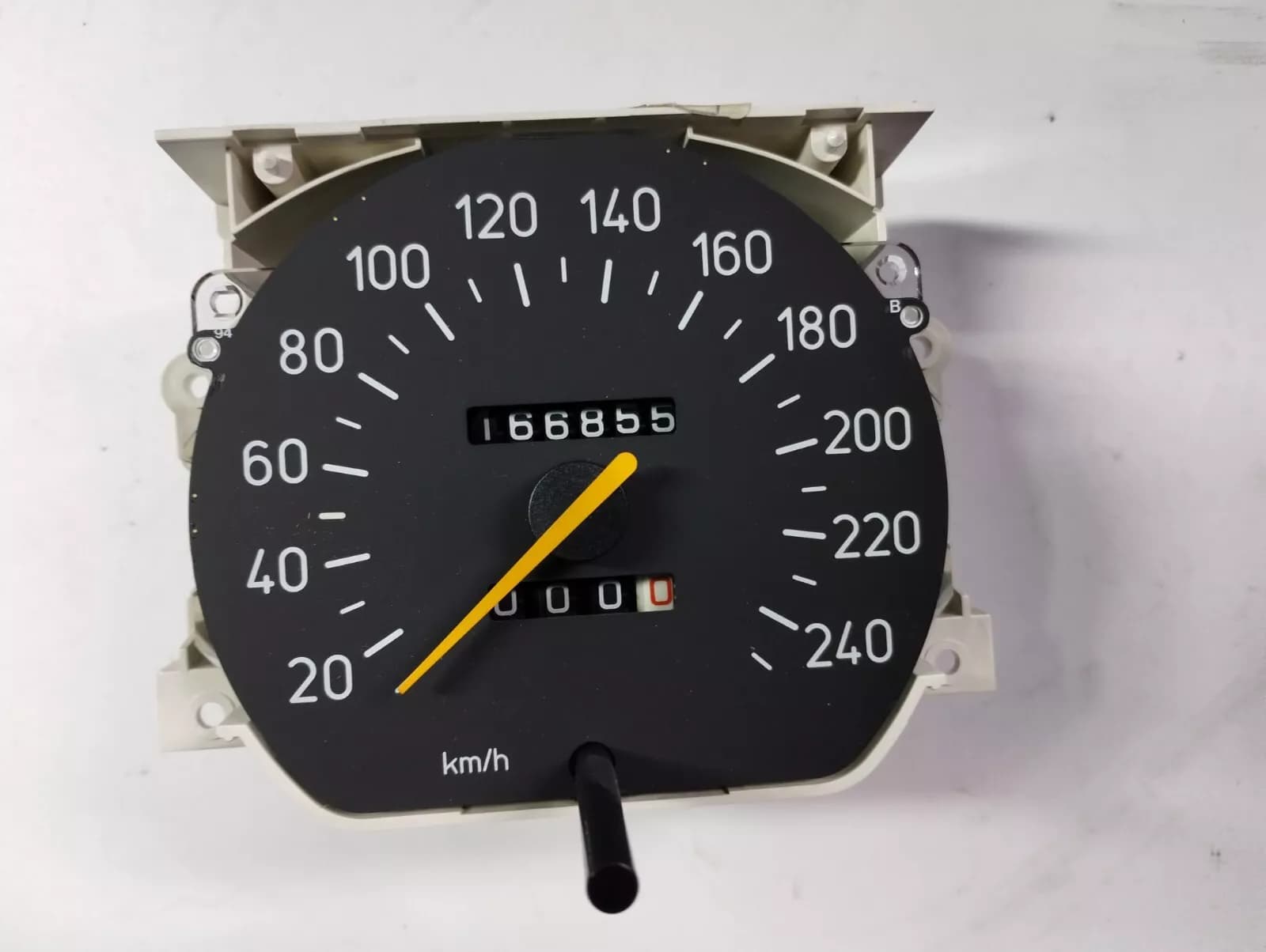 SAAB 9000 speedometer Tachometer No: 4428546 Km: 166 856