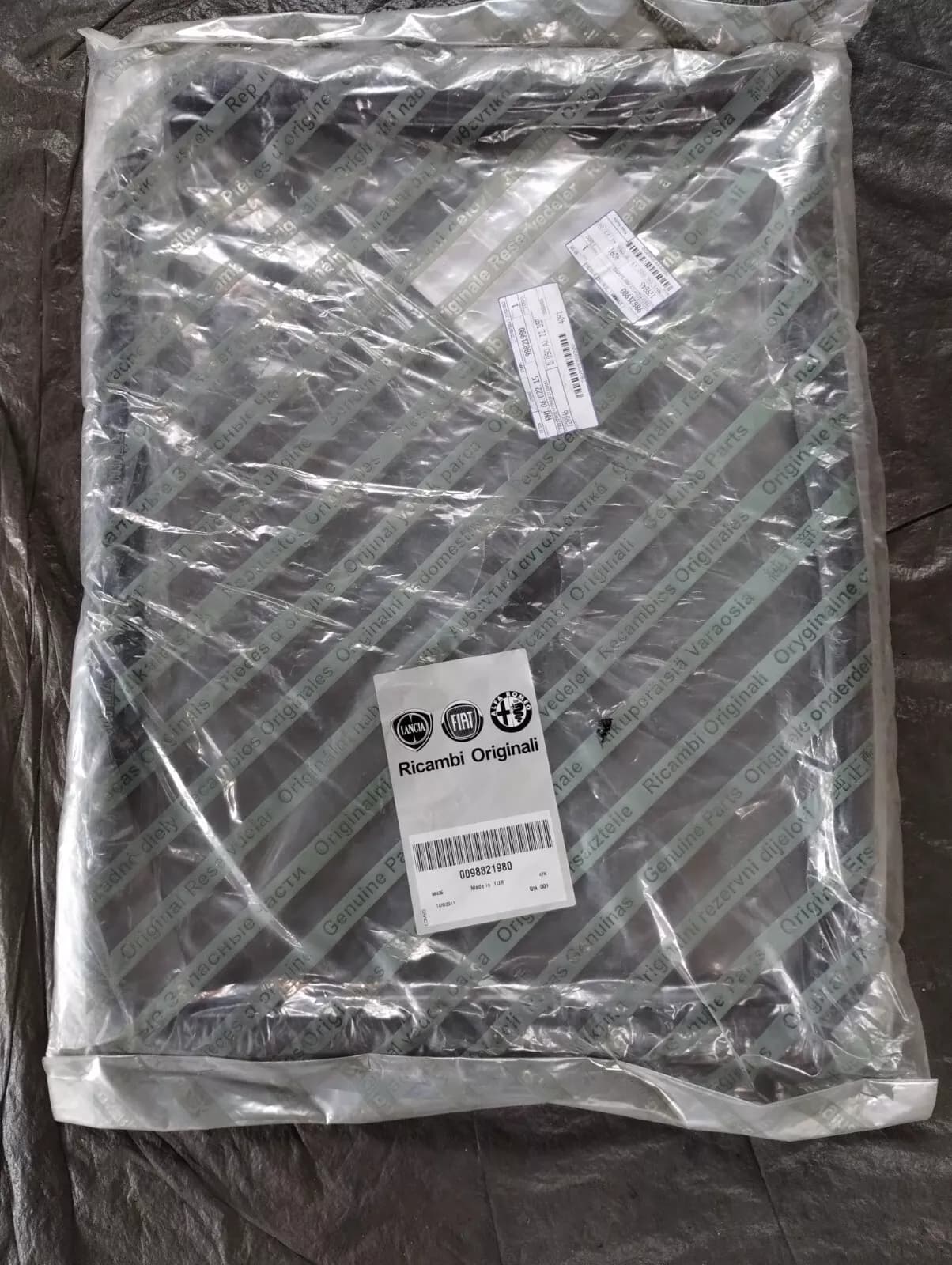 Genuine Fiat, DOOR WINDOW PROFILE STRUCTURAL RUBBER No: 98821980