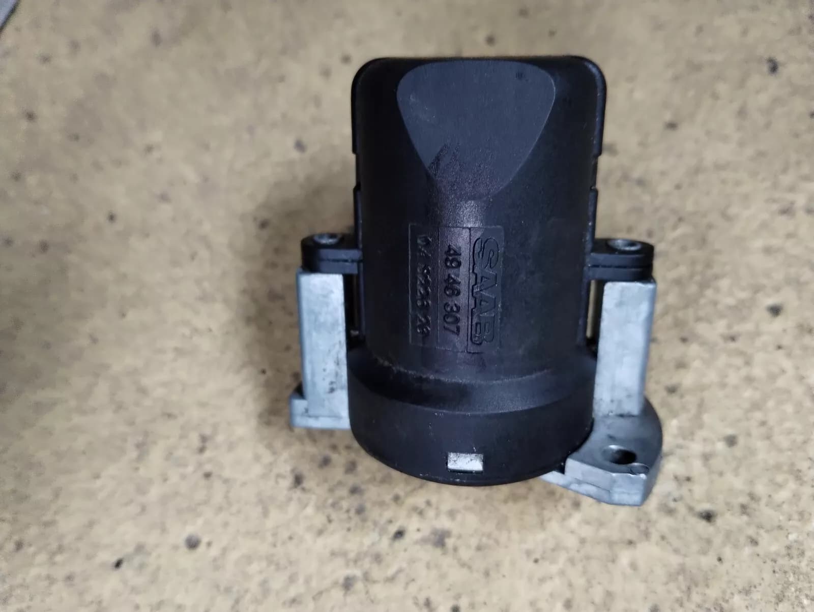 Saab 9-3 (-2003),9-5 (-2010),900 (1994-) Ignition switch,ignition lock No:4946307