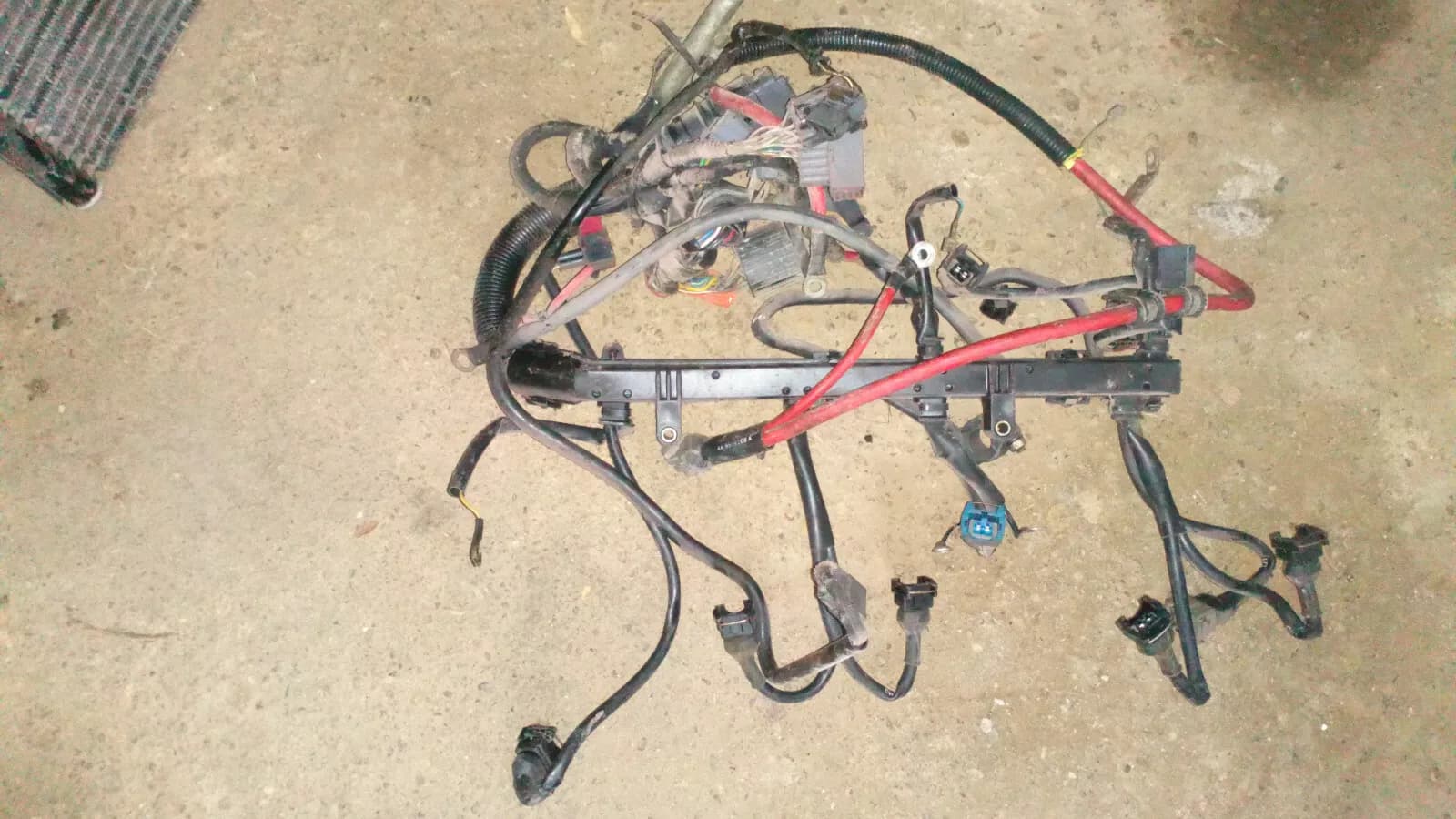 Saab 9000 2 3i (B234i) engine wiring harness year:1991