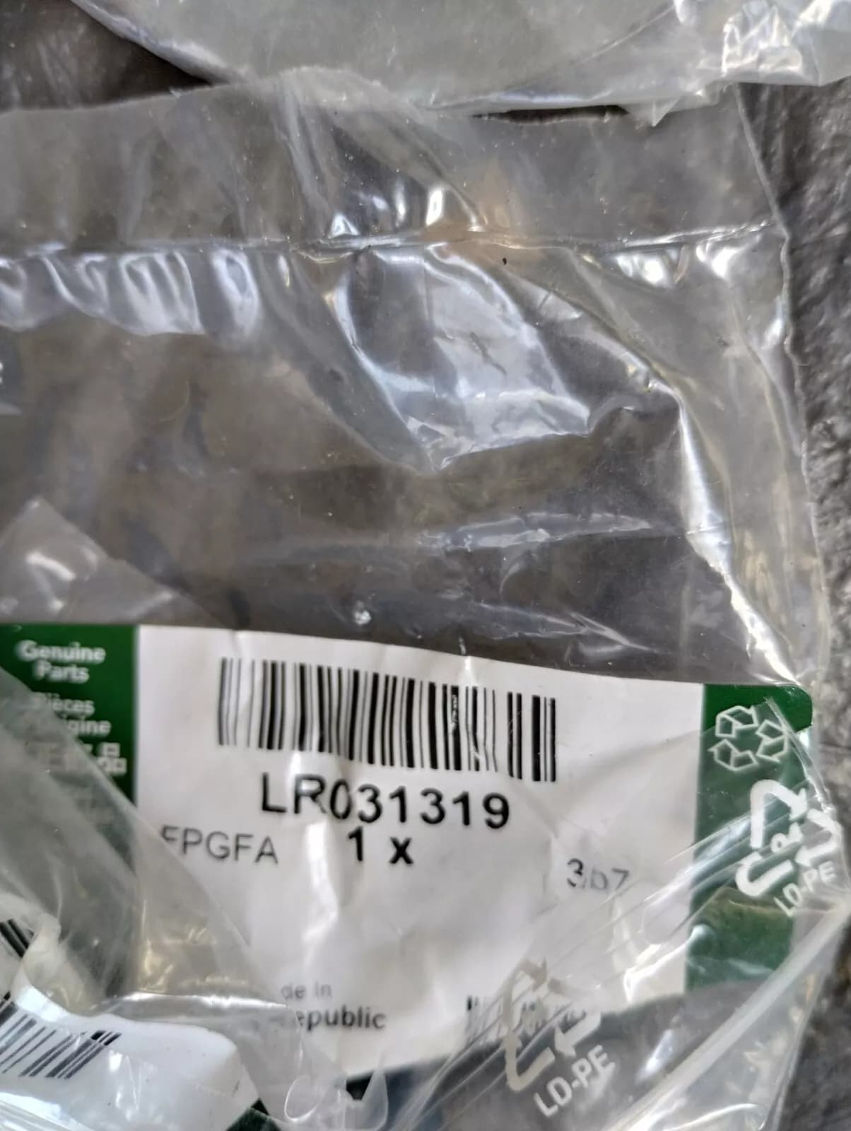 Genuine Jaguar, Land Rover, brake caliper bolt 16 Pcs No: LR031319