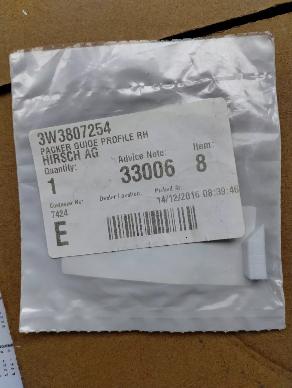 ORIGINAL BENTLEY PACKER GUIDE PROFILE RH 1 PCS no: 3W3807254