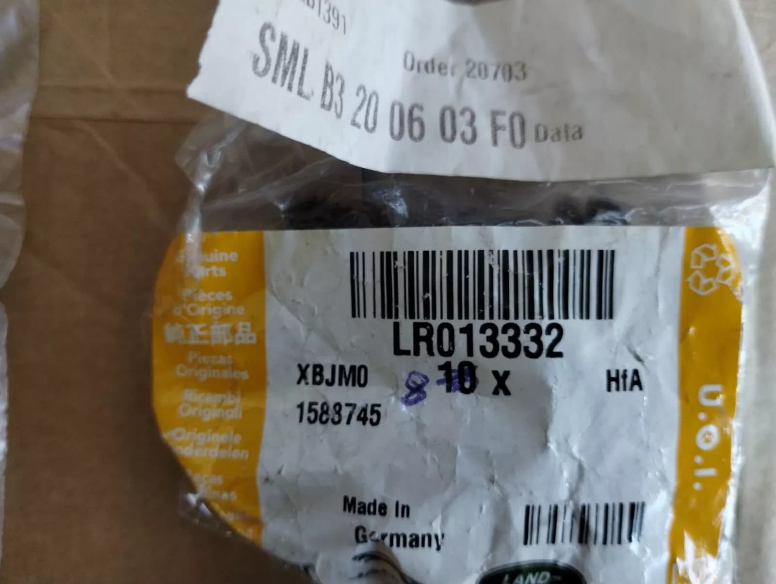 Genuine Jaguar, Land Rover clip 8 pcs no: LR013332