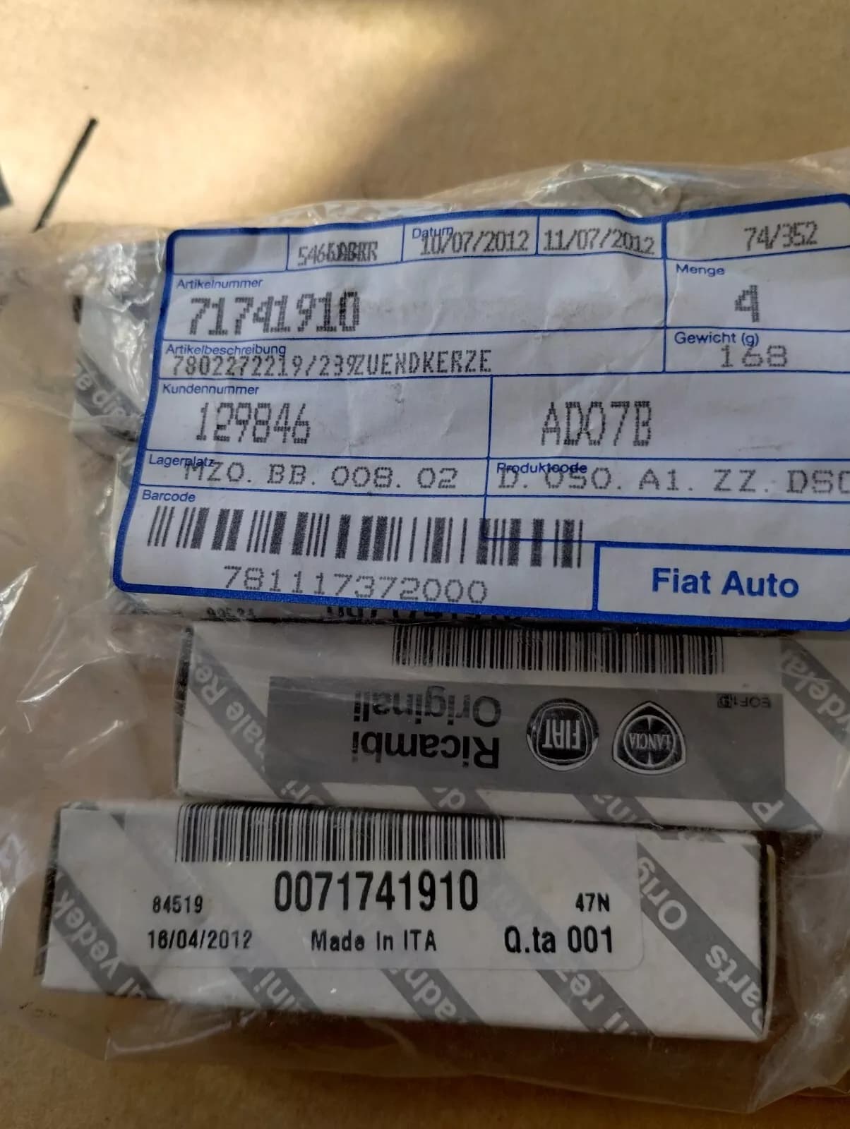 Genuine Fiat Spark plug 4 pcs No : 71741910