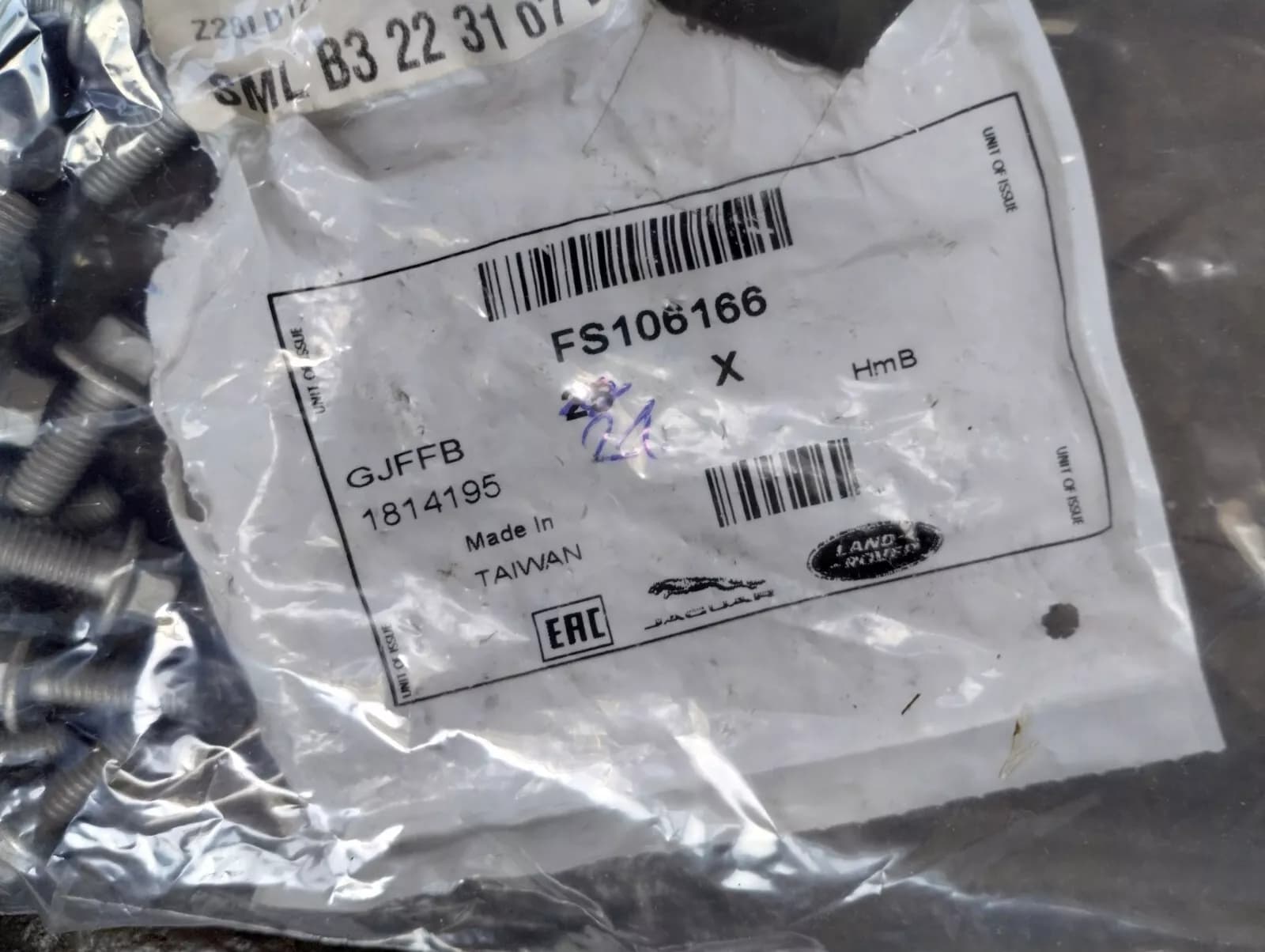 Genuine Jaguar, Land Rover, bolt 21 Pcs Nr: FS106166