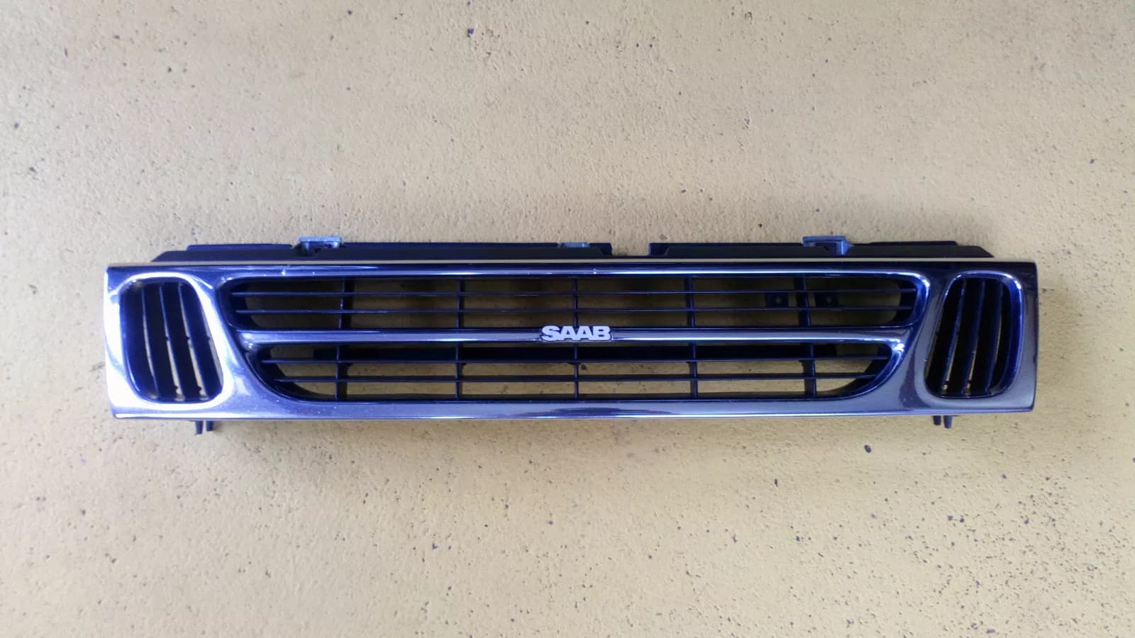 SAAB 9000 CSE, CDE radiator grille Year:1992-98