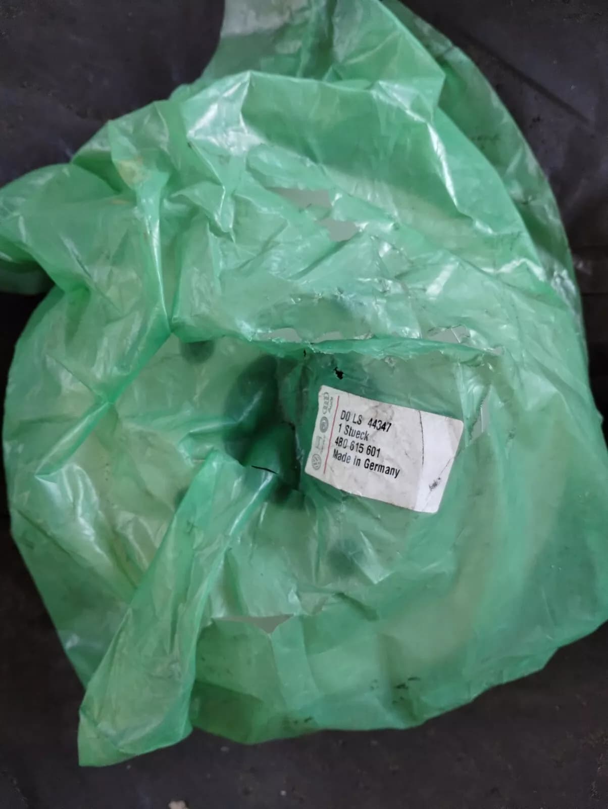 ORIGINAL VW GROUP PARTS, BRAKE DISC 2Pcs Nr: 4B0615601