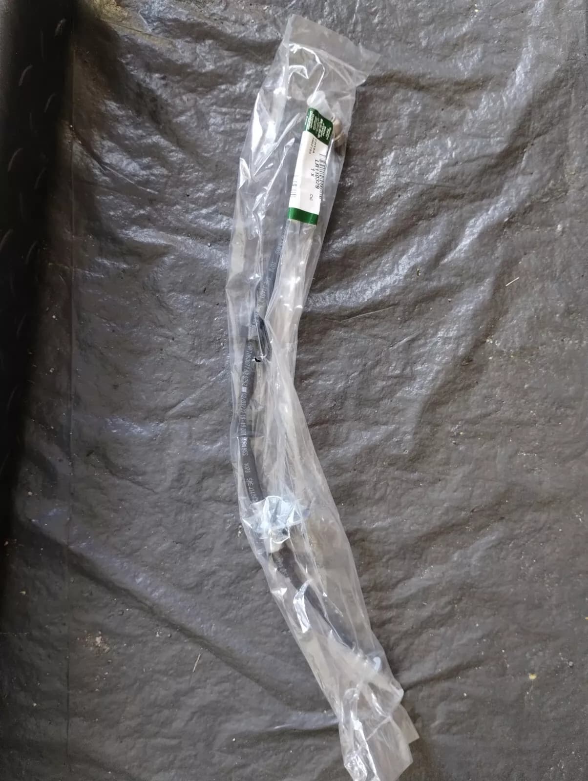 Land Rover Original Brake Hose No: LR110329