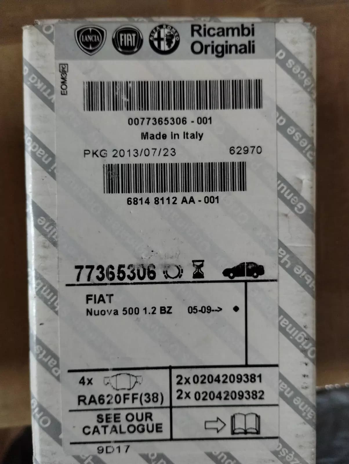 Genuine Fiat pad set No: 77365306