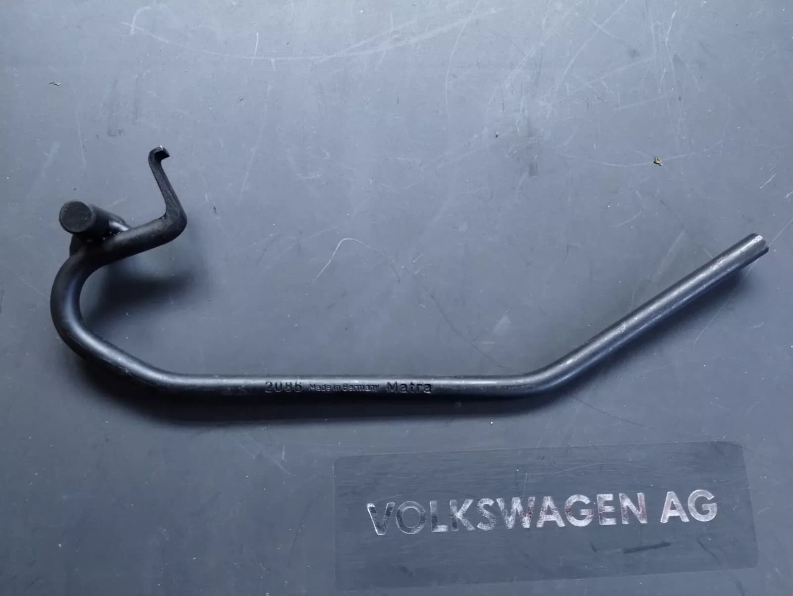 NEW BENTLEY genuine TOOL HOOK, EXTRACTION HOOK. No: VAG 2086