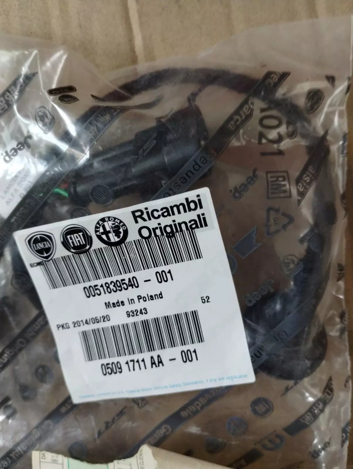 Genuine Fiat Aerial and wiring No: 51839540