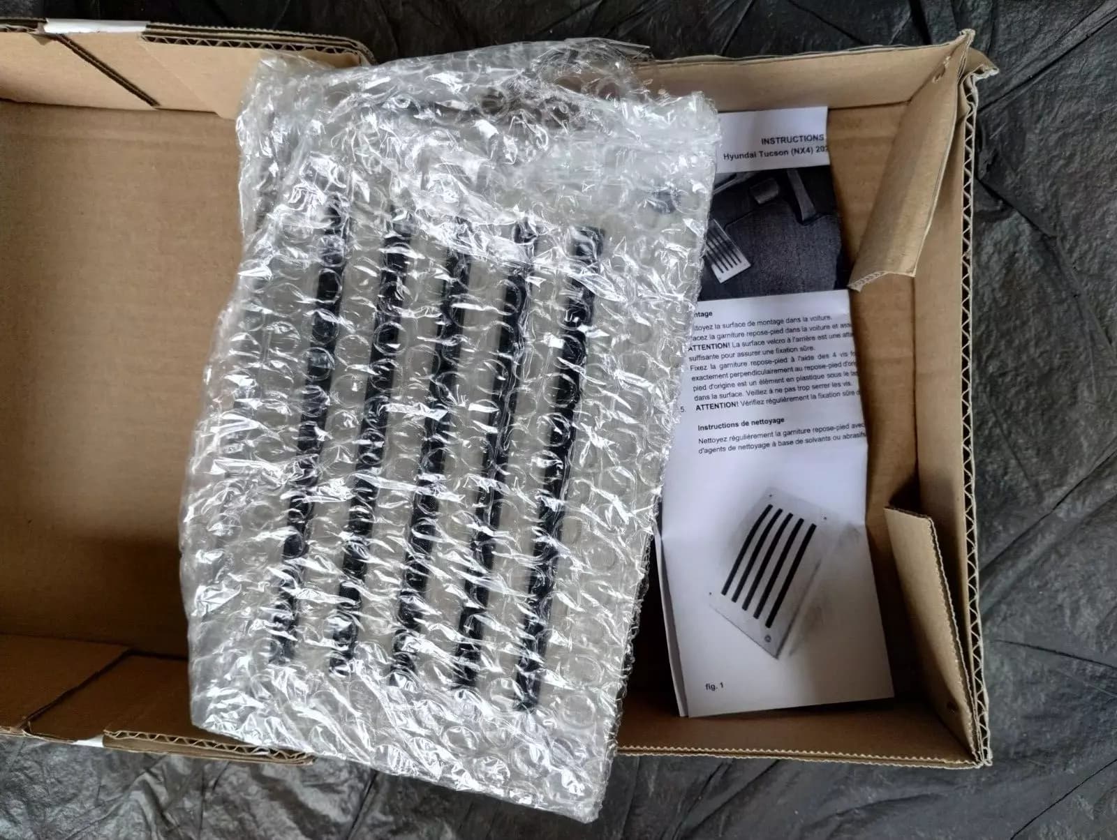 HYUNDAI Tucson Original Stainless steel foot rest No : 9999Z057202