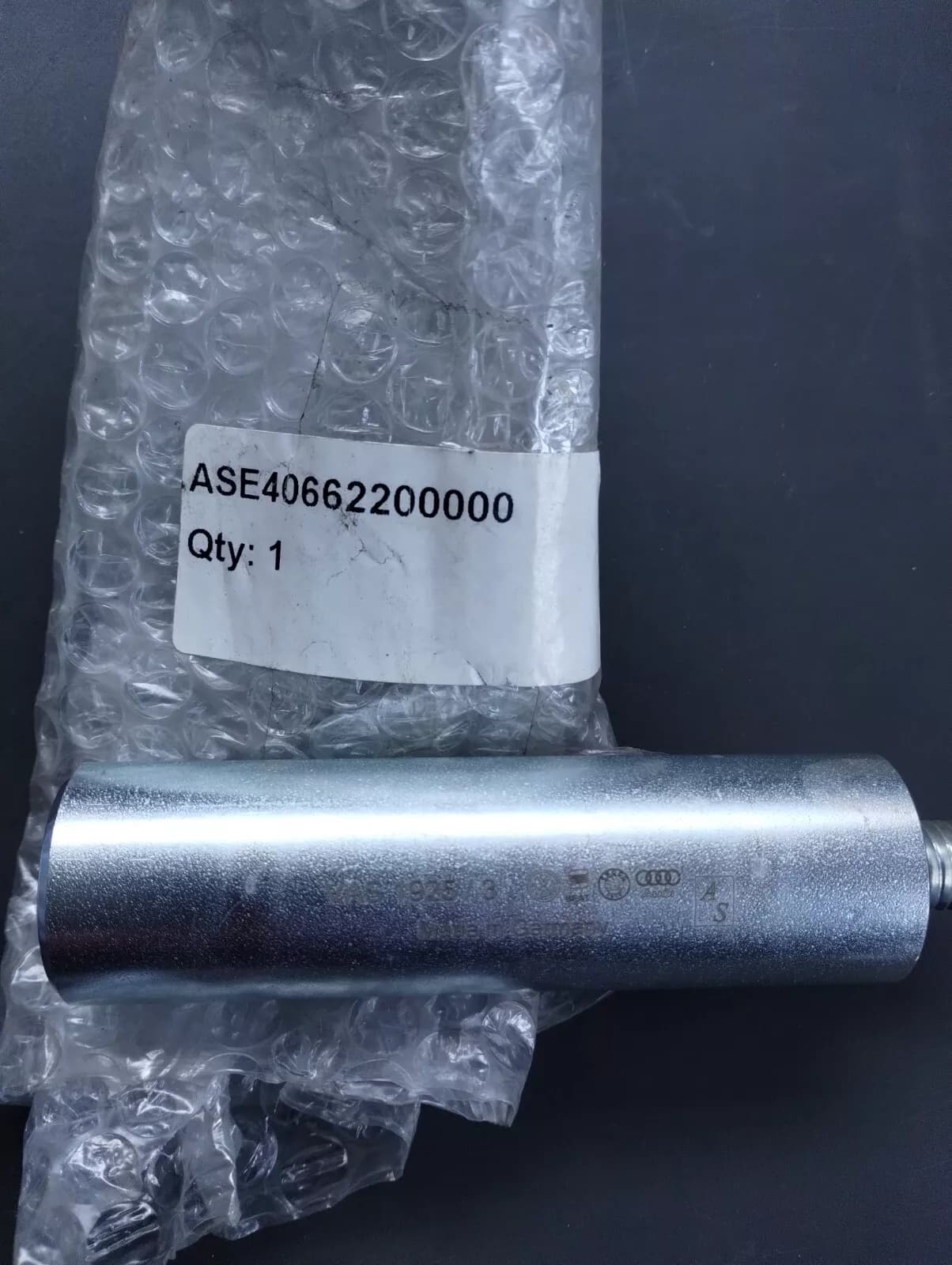 NEW BENTLEY genuine ADAPTER V A G 1925/3, PU 2 PCS No: ASE40662200000