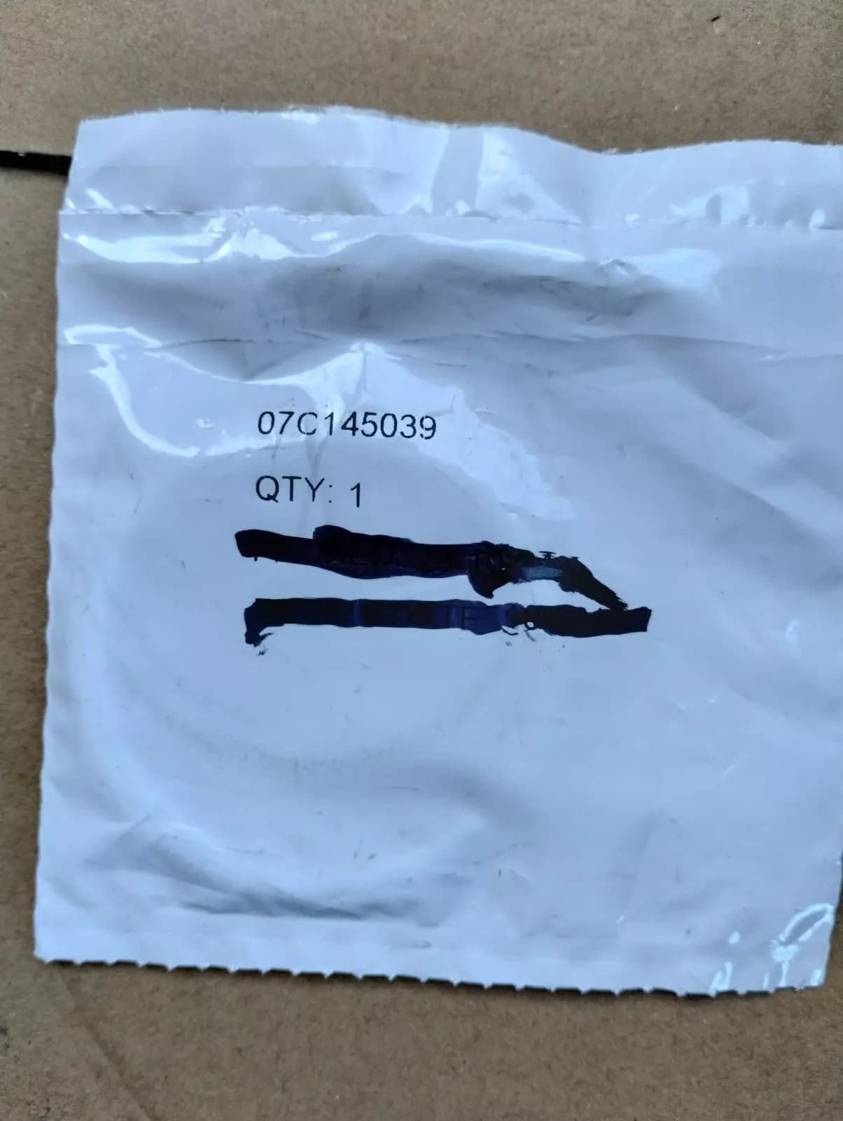 ORIGINAL BENTLEY SEAL RING 1 PCS no: 07C145039