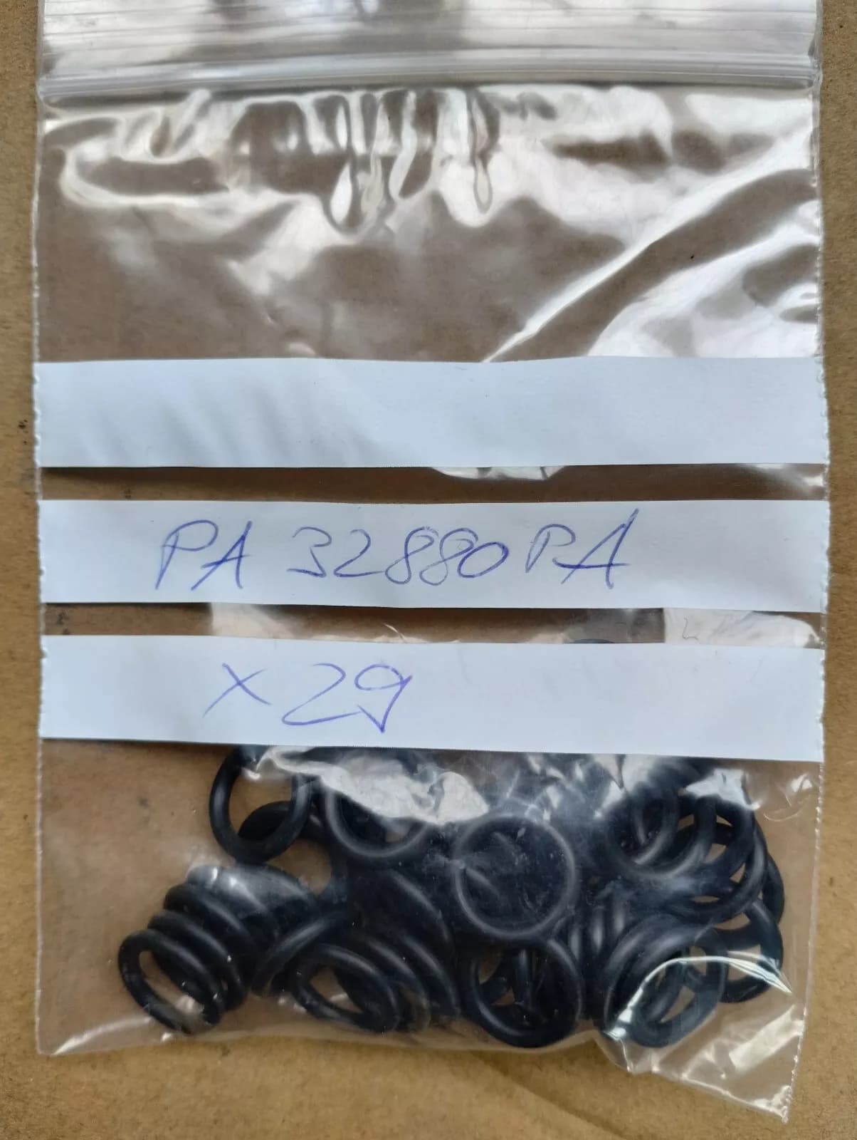 ORIGINAL BENTLEY 'O' RING 9.5MM X 2.5MM. 29 PCS.No: PA32880PA