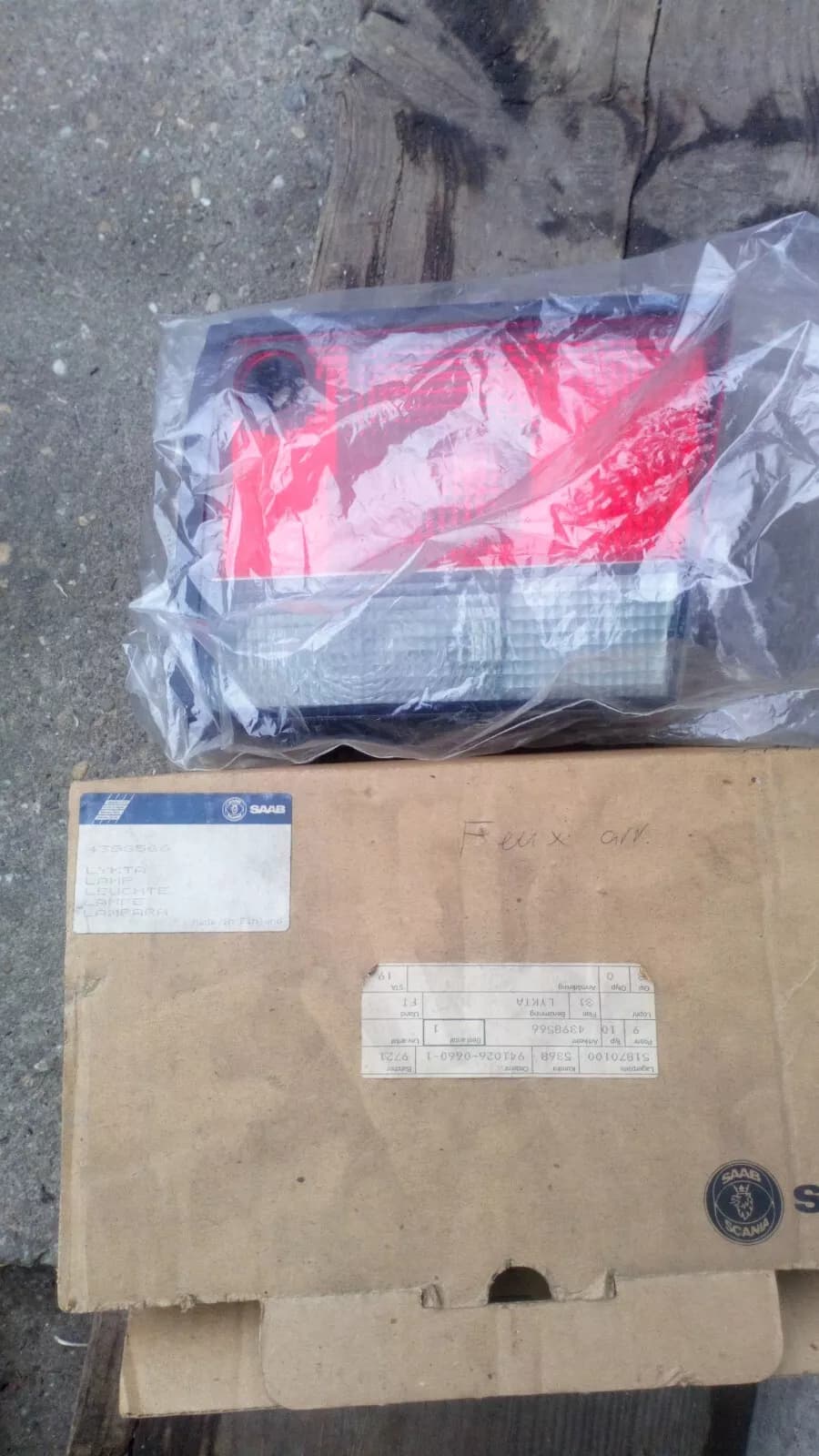 Saab 900NG inner tail light right no: 4398566