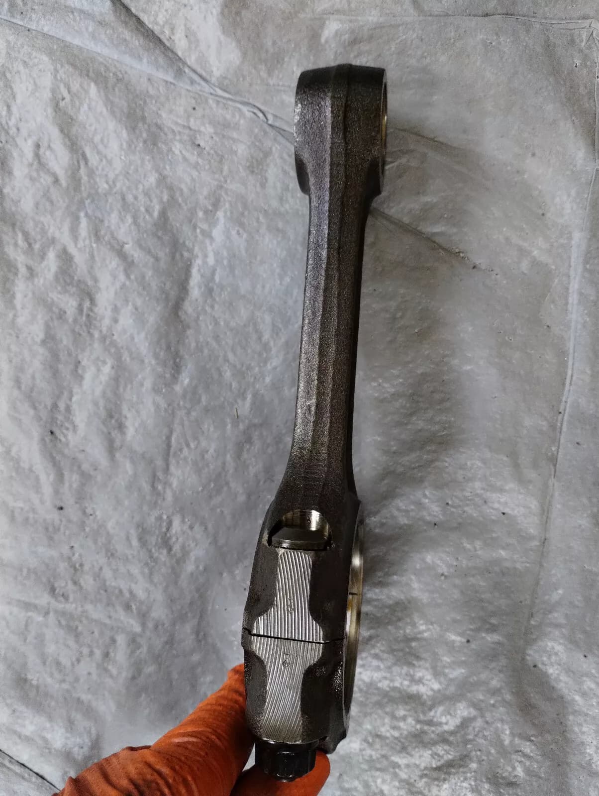 SAAB 900, 9-3, 9000 2 0T B204E connecting rod, part no 9165374 "2"