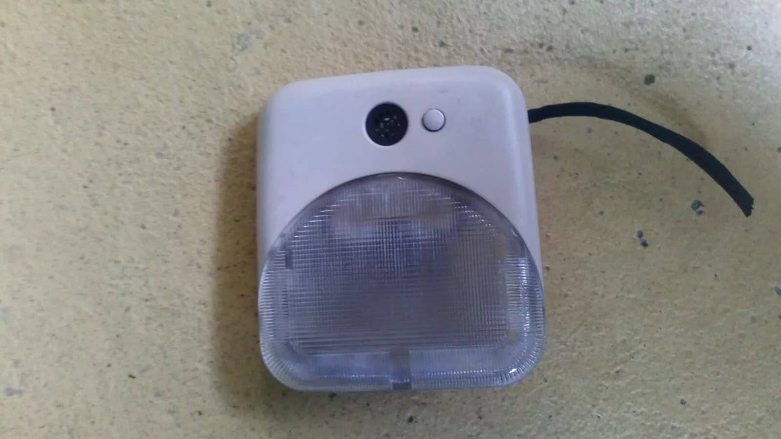 Saab 9000 interior light part no:4888228 year:1995-1998