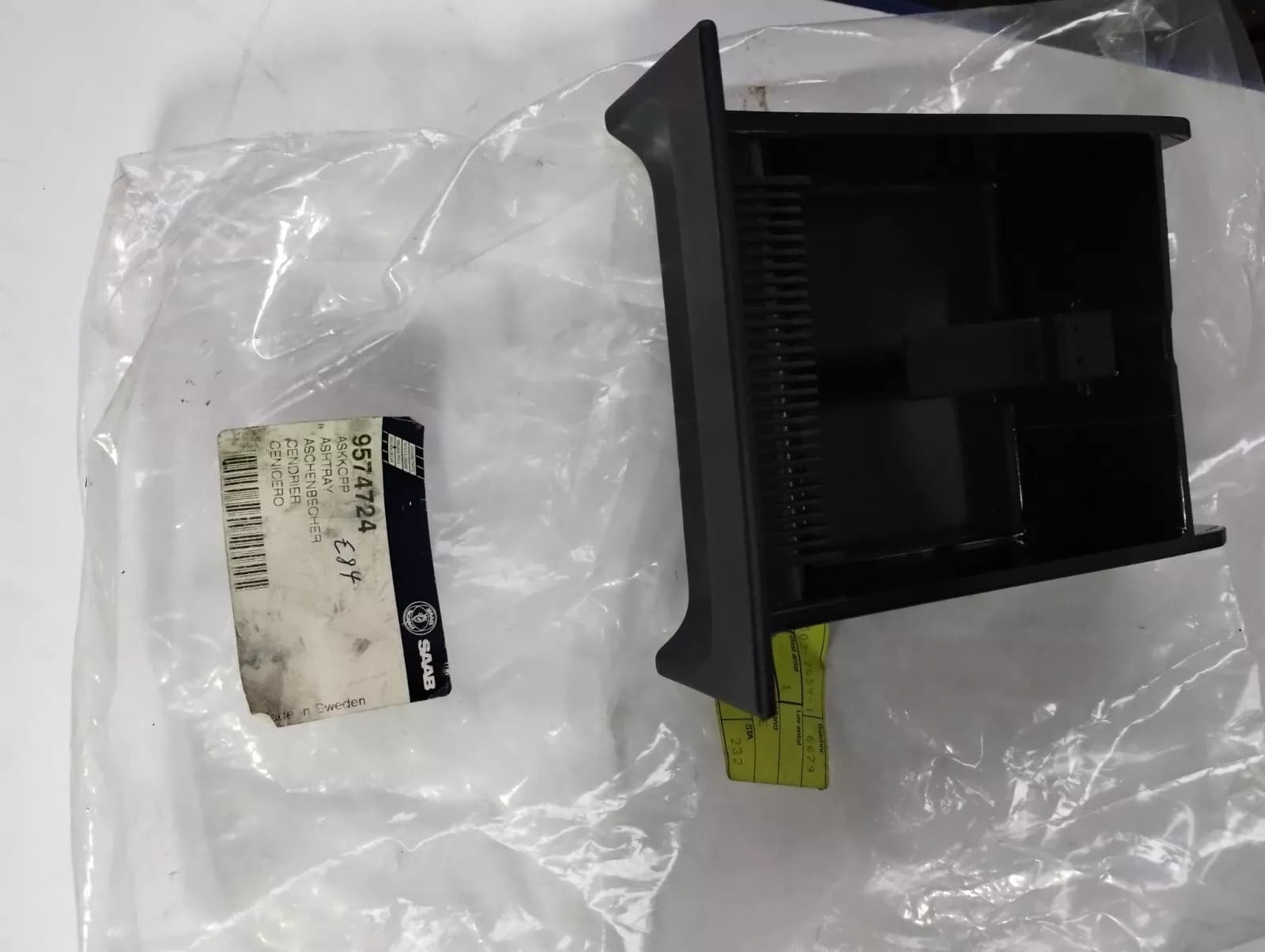 Saab 9000 Ashtray, Ashtry No: 9574724