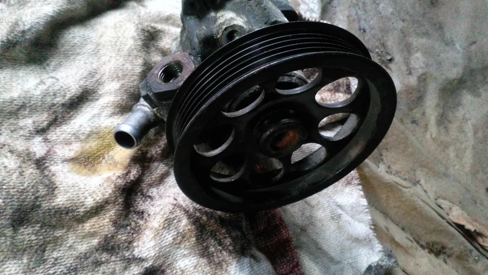 SAAB 9-5 servo pump Part No:5230750