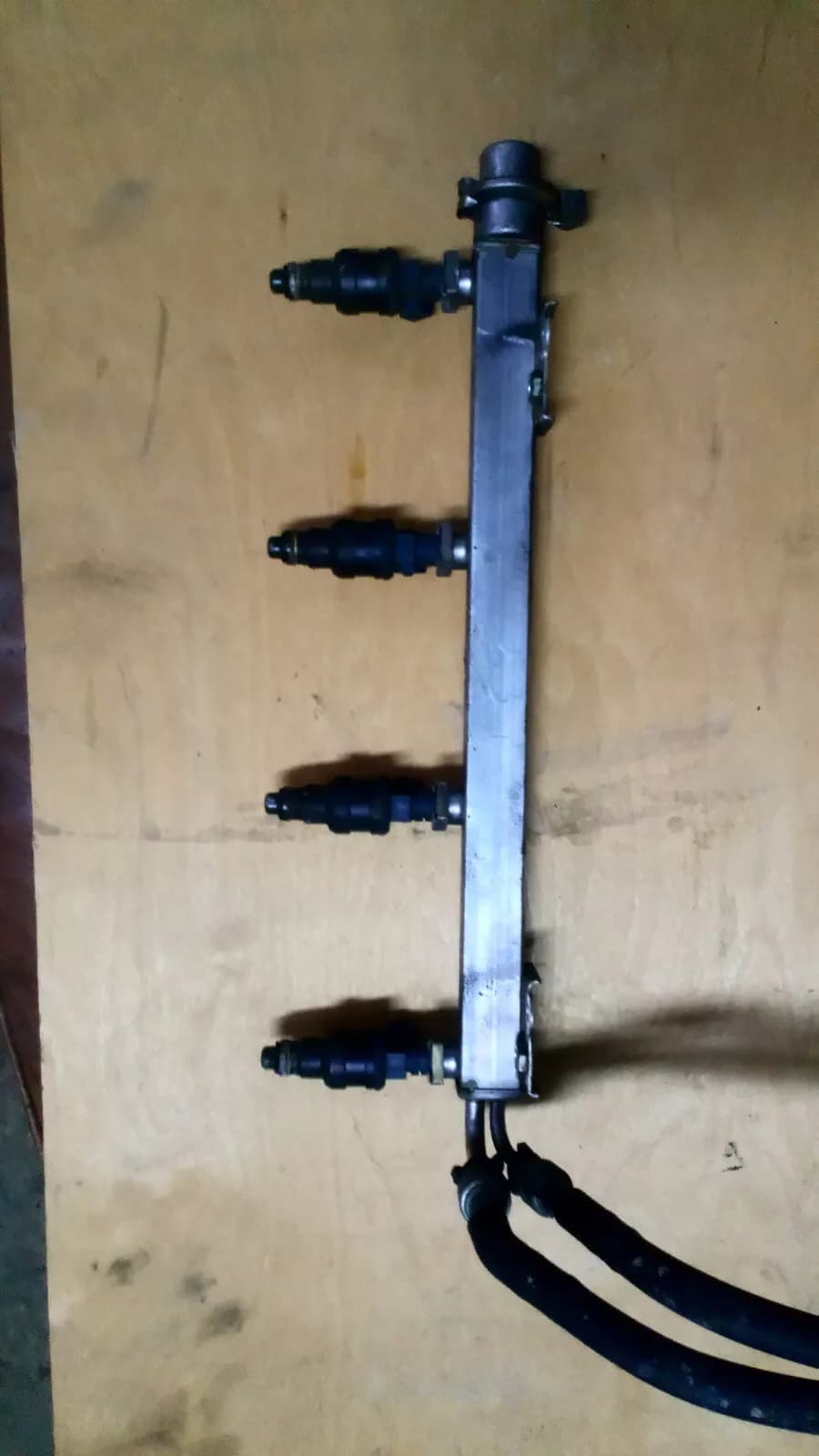 SAAB 9-3 2 3i fuel injectors year:1998