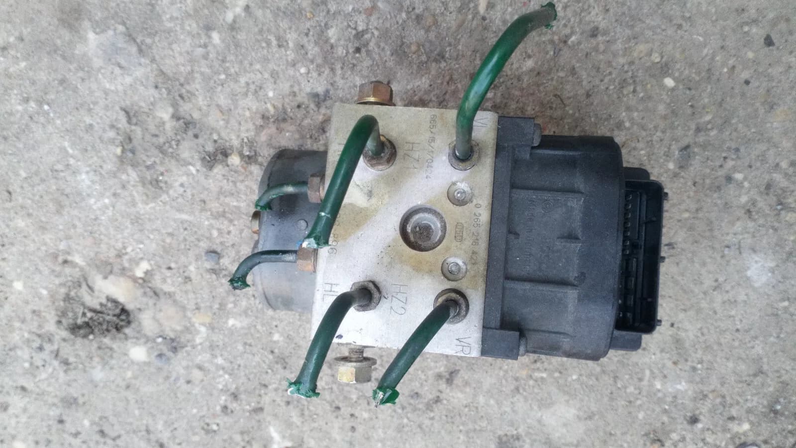 Saab 900 NG ABS block control unit part no:0 265 216 421 year: 1996