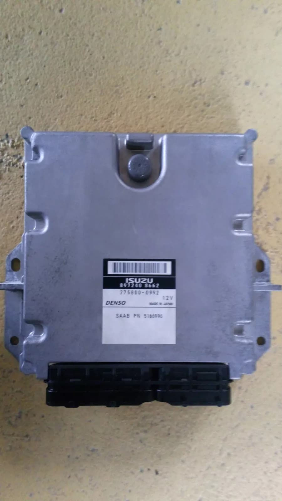 SAAB 9-5 3 0 TiD engine control unit (ECU) part no:5166996 year:2002