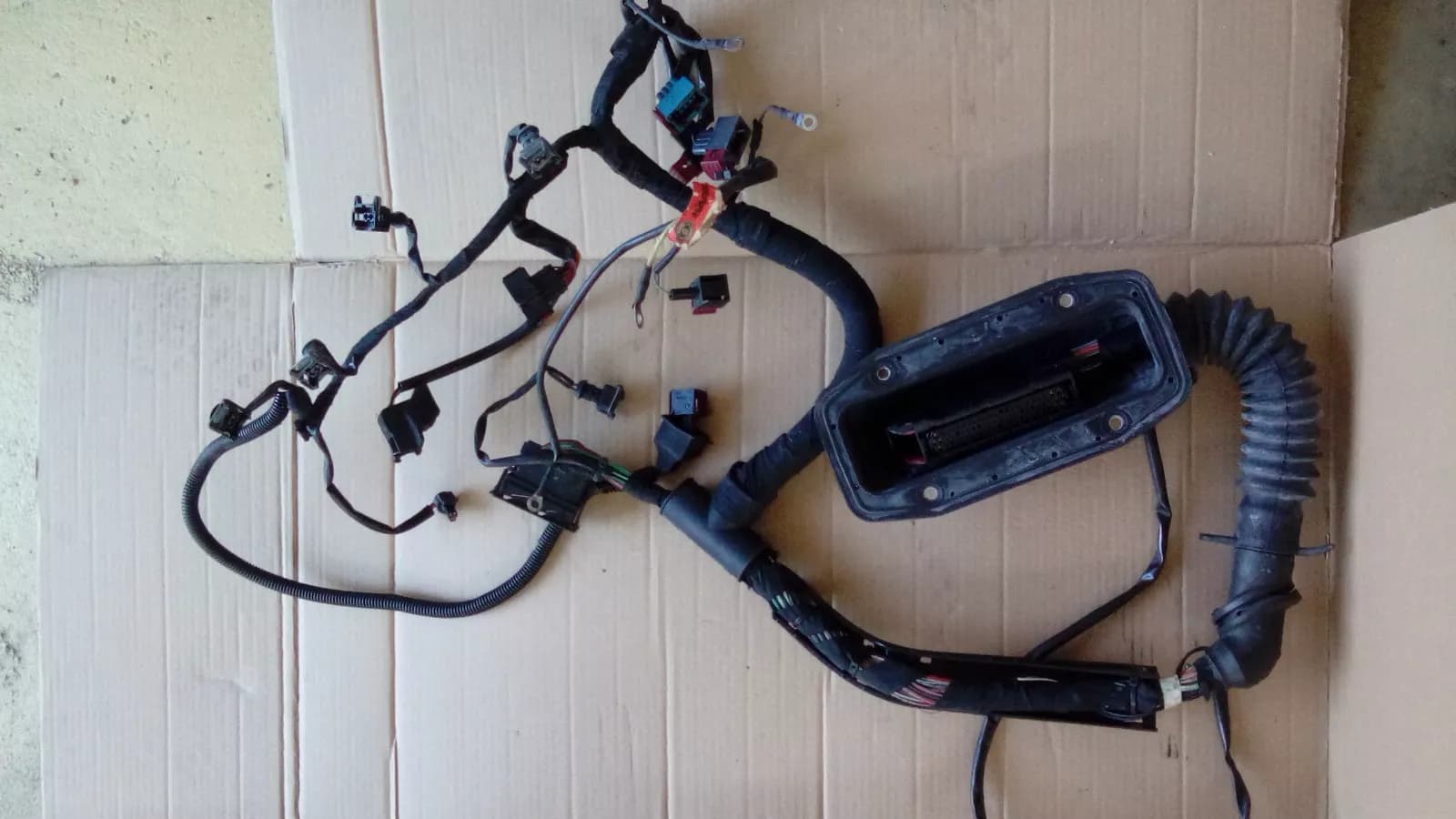 SAAB 9-5 2 3T (B235E) year: 2001 engine wiring harness