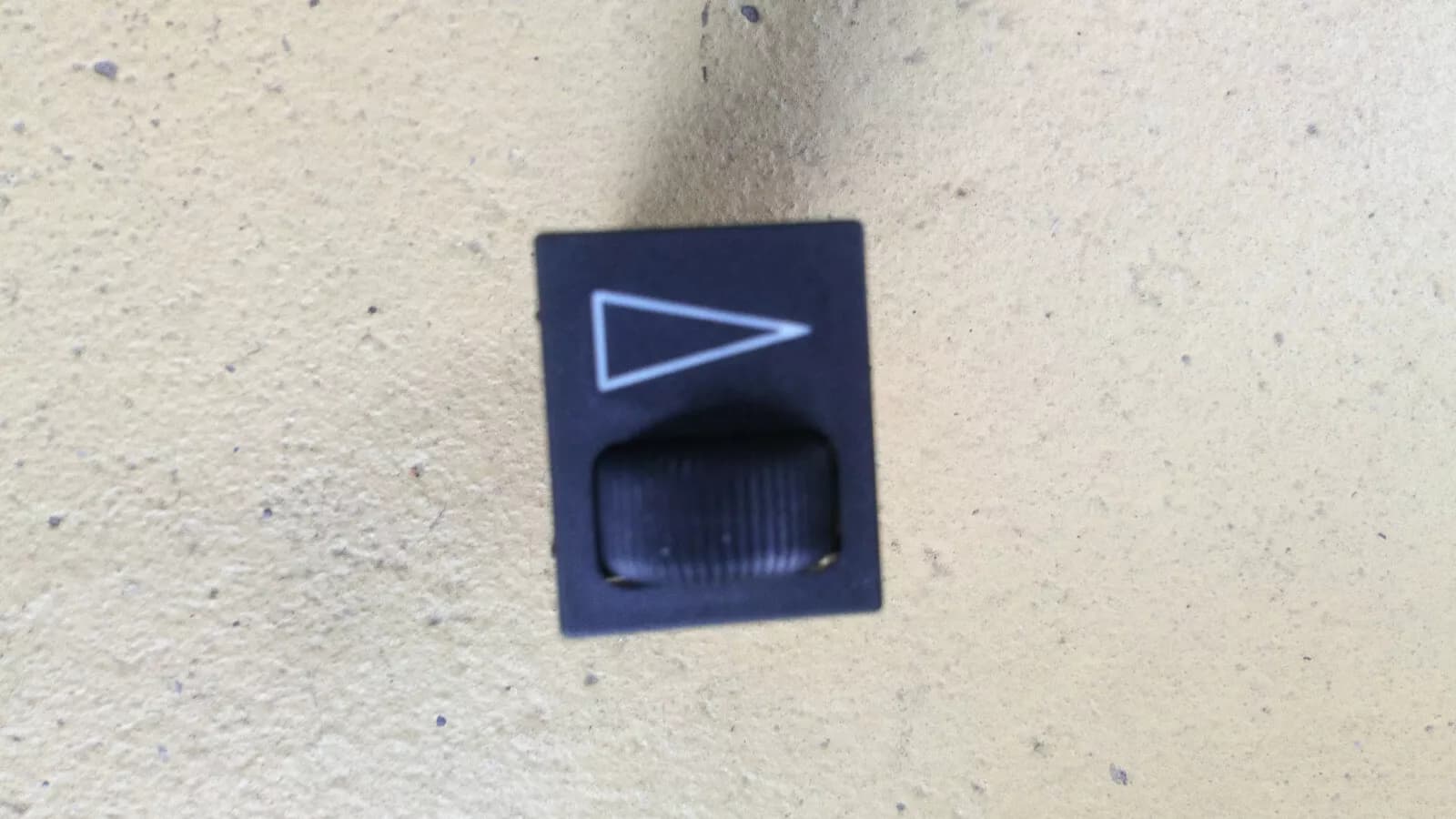 SAAB 9000 dimmer switch part no: 4438255