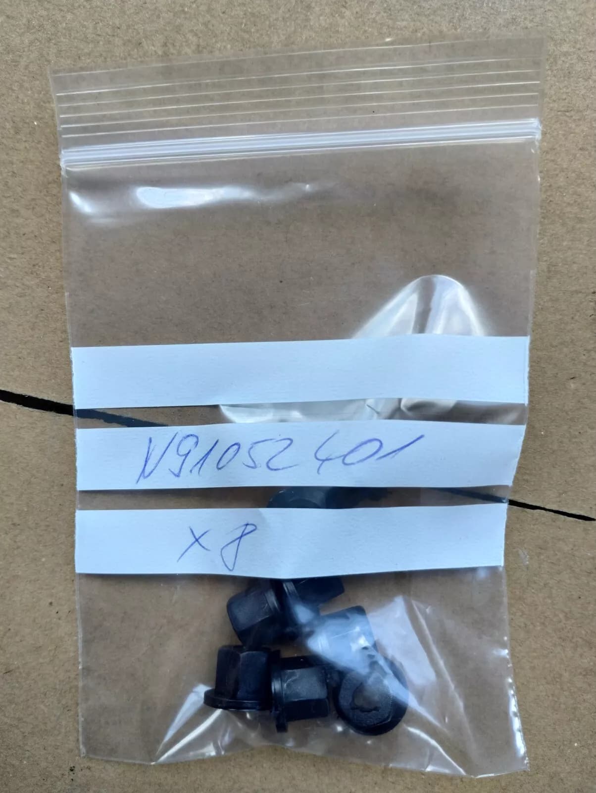 ORIGINAL BENTLEY HEXAGON PLASTIC COLLAR NU 8 PCS No: N91052401