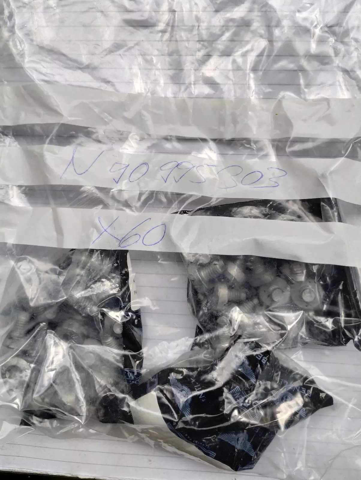 ORIGINAL VW GROUP PARTS, OVAL HEXAGON SOCKET HEAD 60 PCS No: N90995303