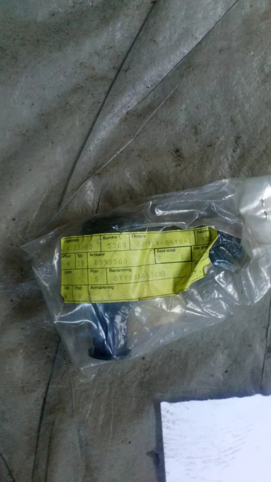 Saab 900 (1986-93) Tie Rod, end No: 8993560